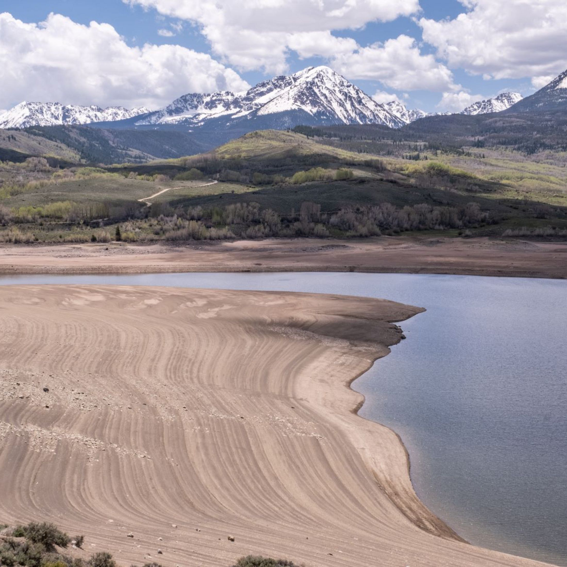 rising temperatures threaten upper colorado river basin: streamflow to plummet